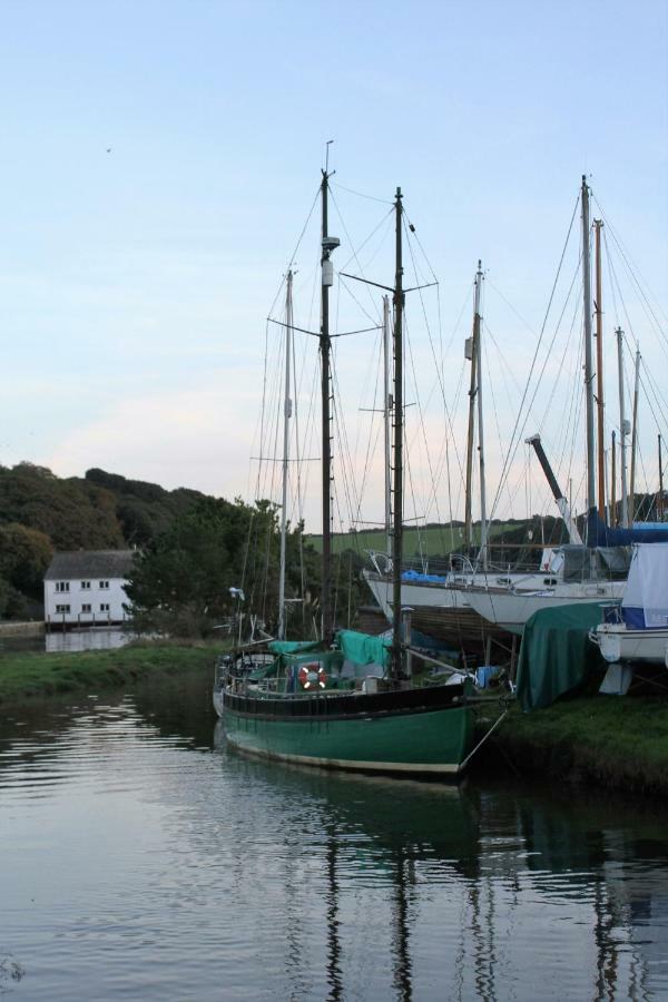 Villa The Old Boathouse Gweek Exterior foto